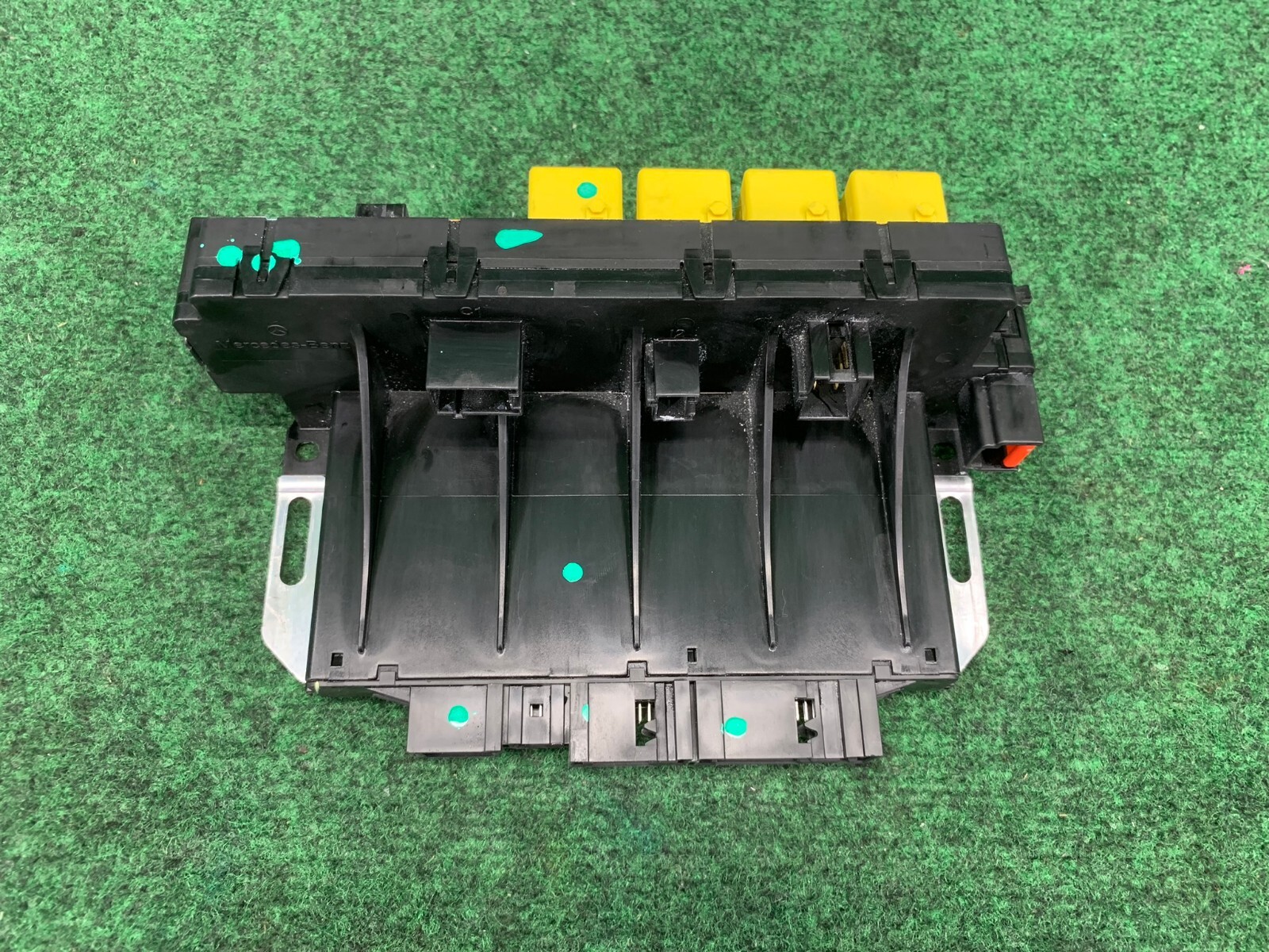 🛑 03-12 Mercedes R230 SL550 SL55 AMG Front Left SAM Fuse Box Control Module OEM