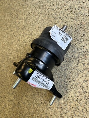 Toyota Lexus Genuine Engine Mount Insulator Right Side 12362-31060
