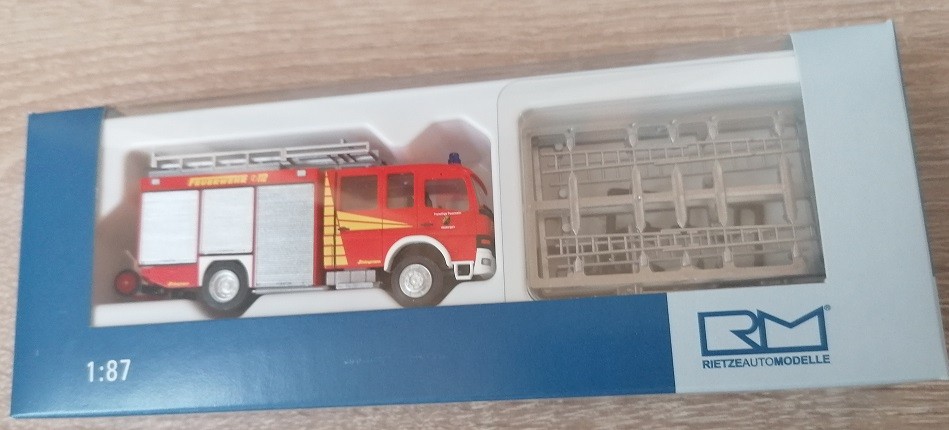 Rietze 61181 - 1/87 Schlingmann LF 16/12 Fire Department Hasbergen - New