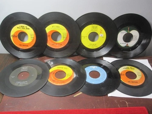 Lot  of 8 The Beatles 7" 45 Vinyl | Love Me Do, Saw Her Standing There + More