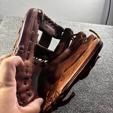2000s Mizuno Prime Elite GPE1150M 11.5  Baseball Glove Vintage Collectible