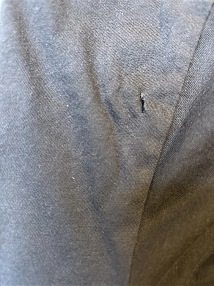 Camiseta Mujer Chaser From Anthropologie Estampado Leopardo AC/DC Negra Talla Pequeña Foto 3 de 4