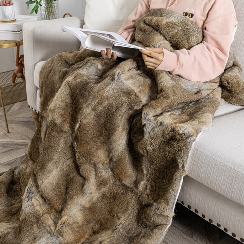 Real Rabbit Full Pelt Real Fur Throw Soft Warm Bedroom Couch Blanket 140x160cm - Picture 5 of 12