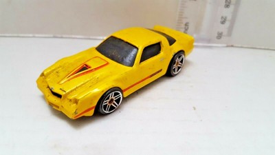 hot wheels yellow camaro