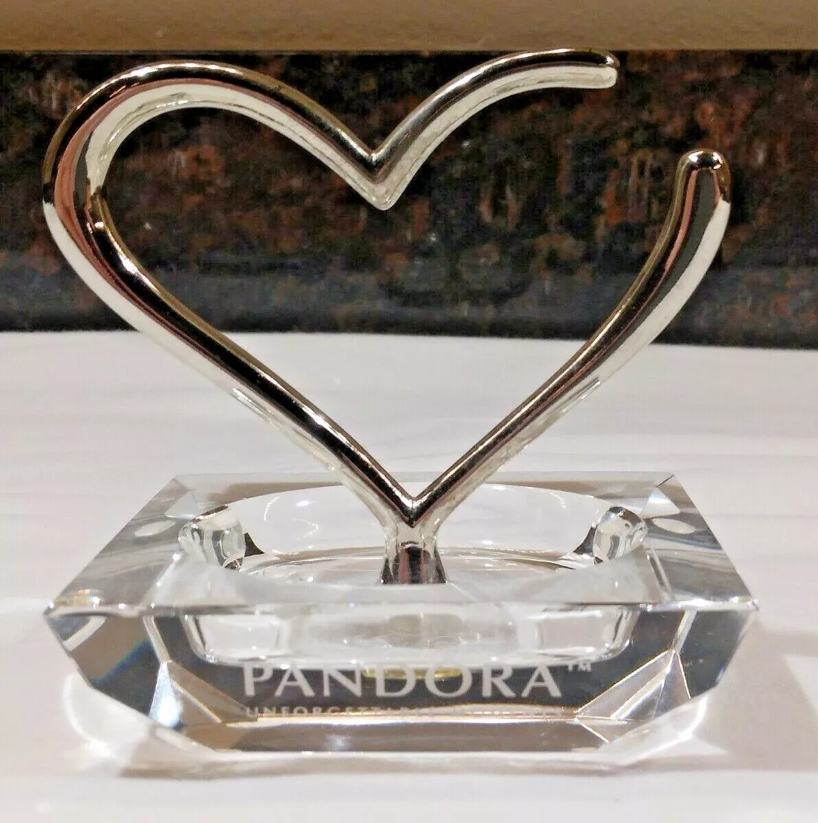Silver open shop heart ring