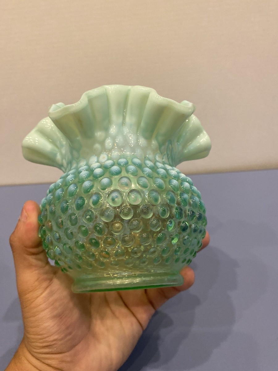 フェントン Fenton エメラルドグリーン ホブネイル フラワーベース