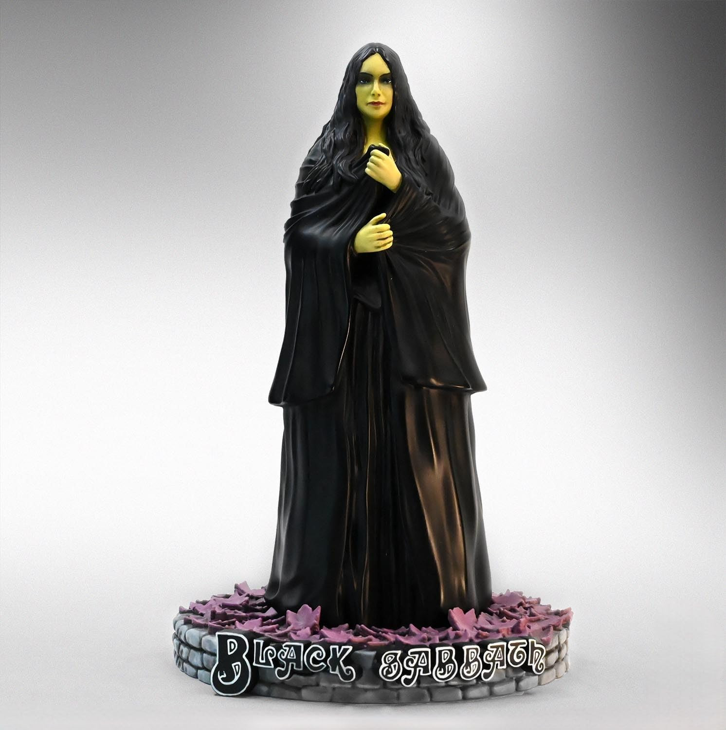 Статуя ведьмы из группы Knucklebonz Black Sabbath
