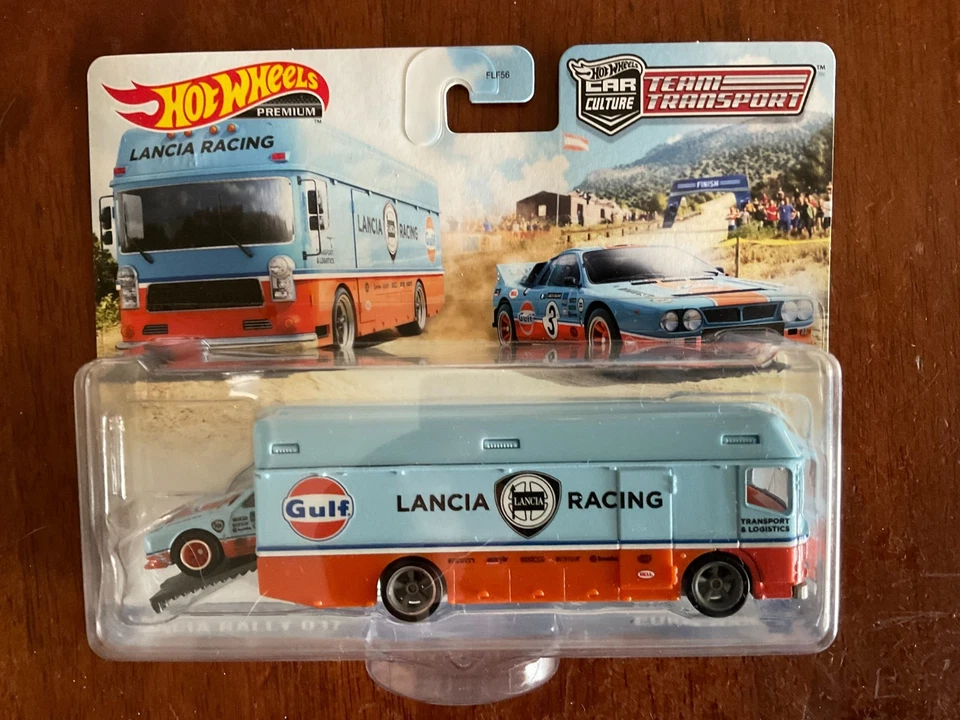 Hot Wheels Team Transport #26 Lancia Rally 037 Euro Hauler GULF OIL - Image 2 of 3