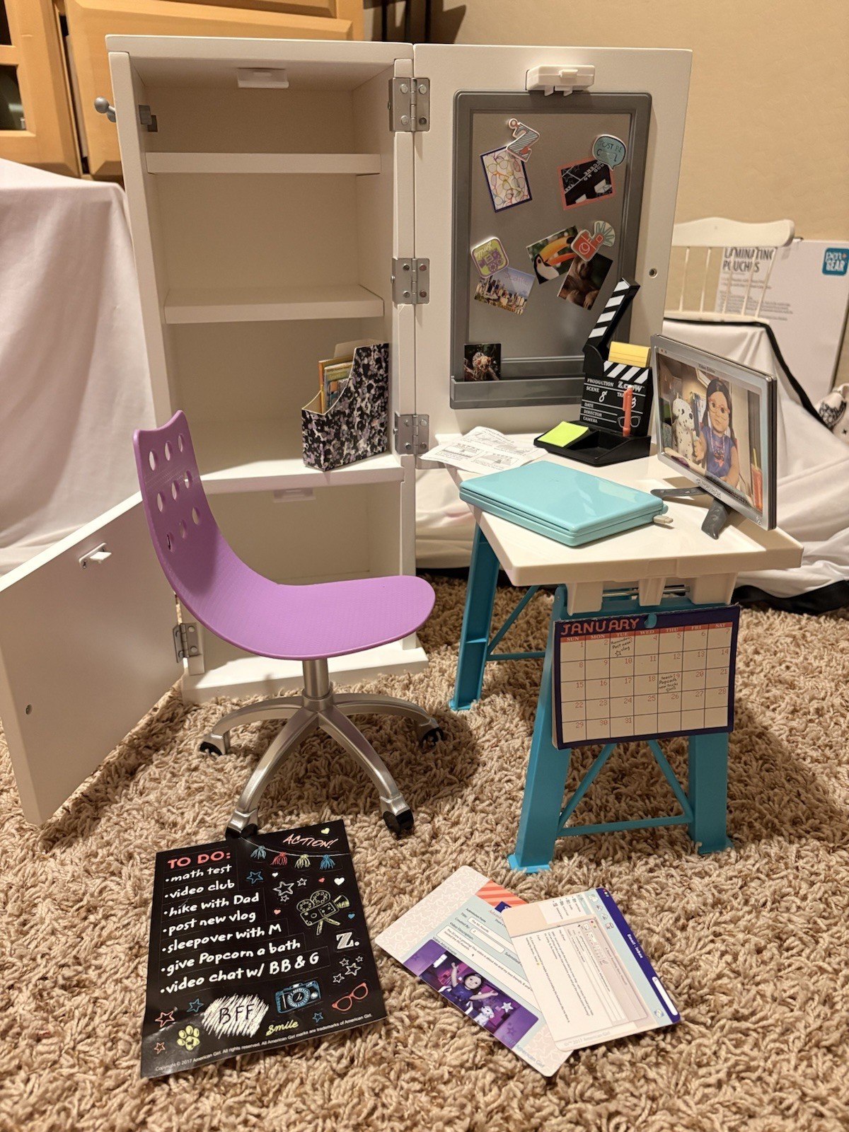 American Girl Z’e Desk Set with Chair and accessories 