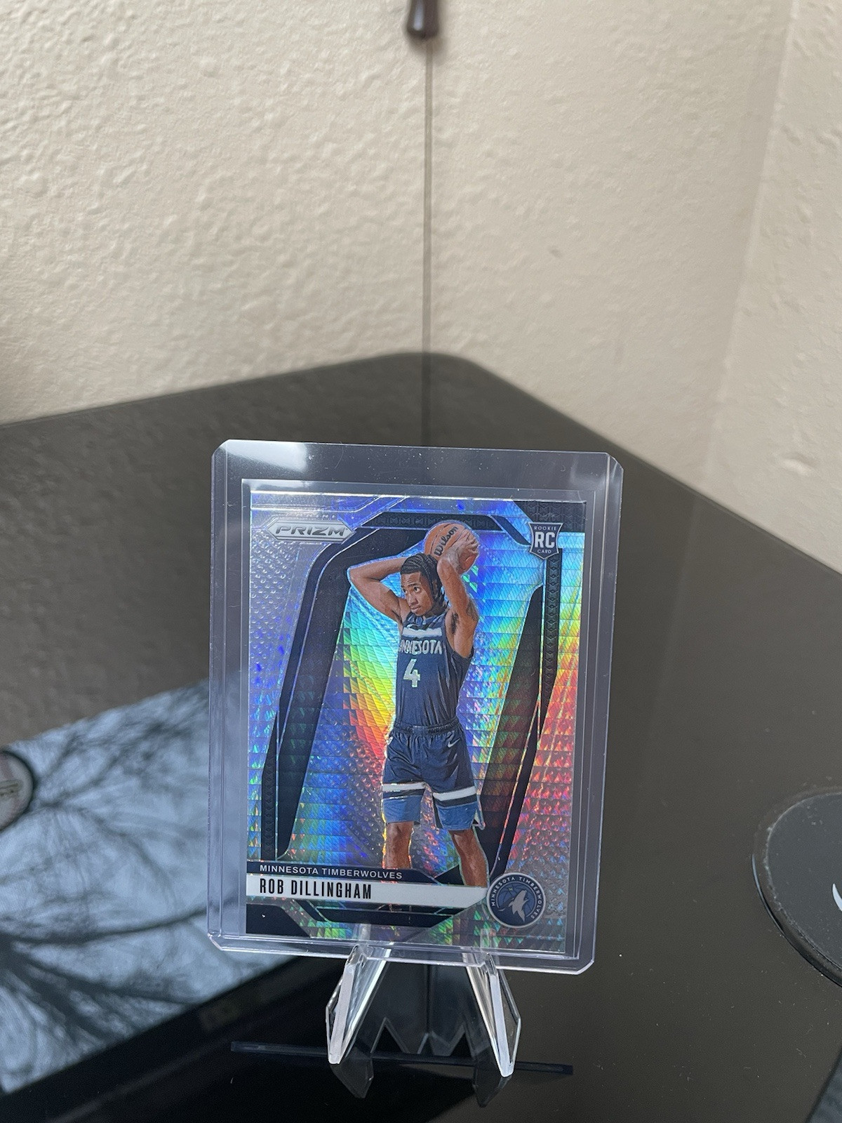 2024-25 Prizm Basketball Rob Dillingham Hyper Prizm RC #250 Timberwolves
