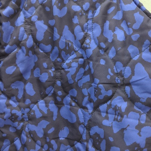 Live Well Lifestyle Women's 18/20 Reversible Blue & Black Puffer Vest J19 - Picture 2 of 7