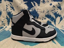 nike dunk x sacai
