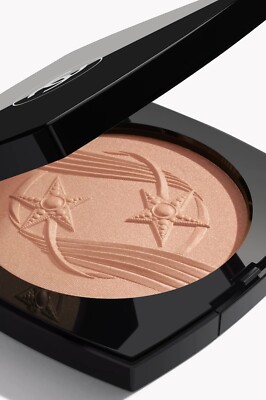 Chanel Les Symboles de Chanel Le Comete Oversize Illuminating