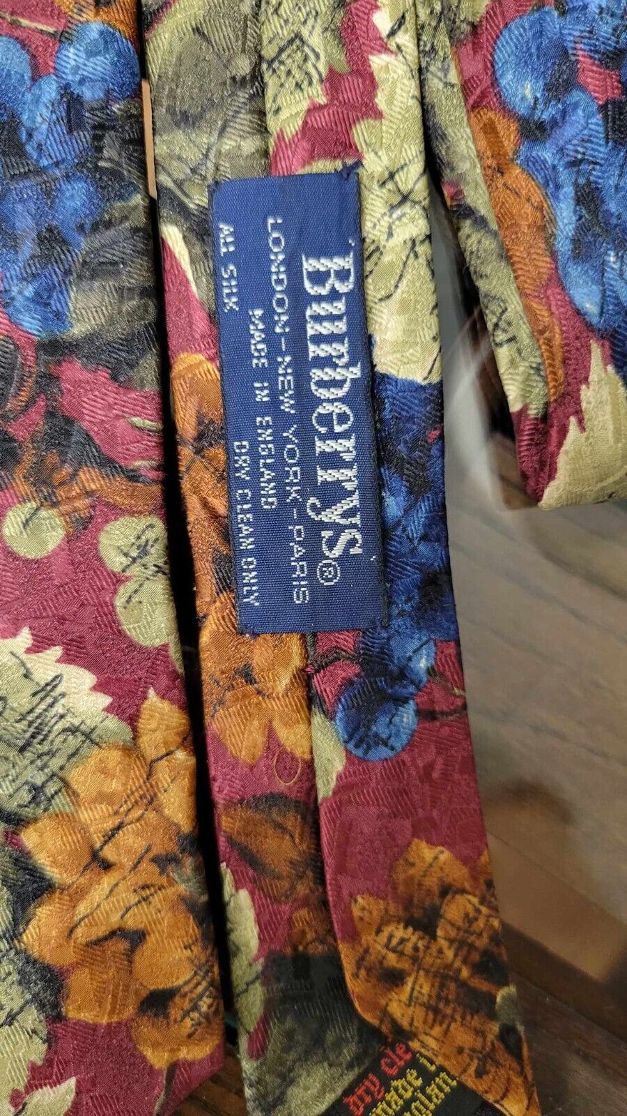 BURBERRYS LONDON Men's 100% Silk Floral Necktie T… - image 3