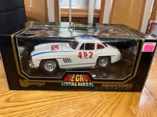 BBURAGO 1/18 SCALE 1955 MERCEDES 300 SL MILLE MIGLIA 452 COD. 3015