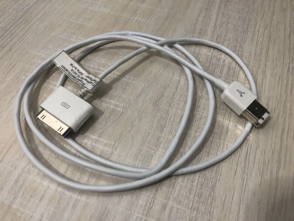 原始设备制造商原装 Apple iPod 30Pin 转 FireWire 400 电缆线 (M9127G/A) 1.2米 — 第 3/4 张图片