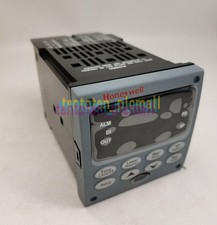 1PCS Honeywell DC3200-CE-100R-210-00000-E0-0 Temperature controller New
