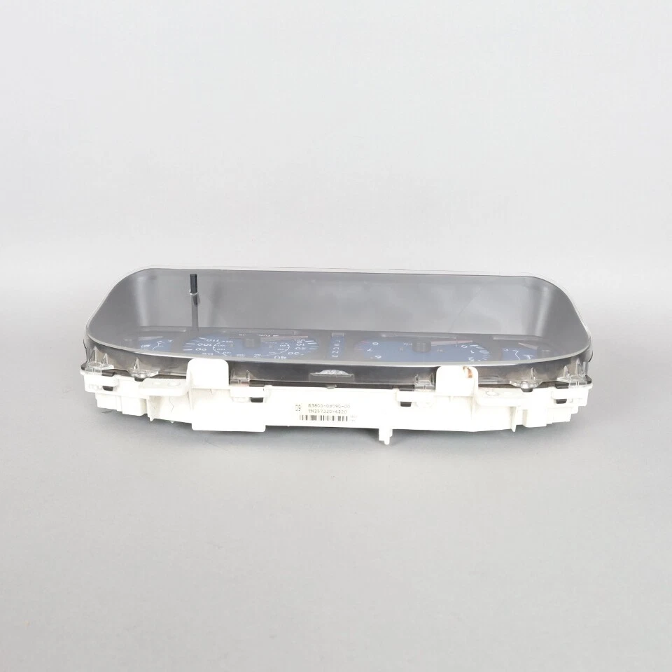 Cuadro de instrumentos velocímetro Toyota Sienna 2001-2003 8380008090 OEM usado Foto 2 de 4