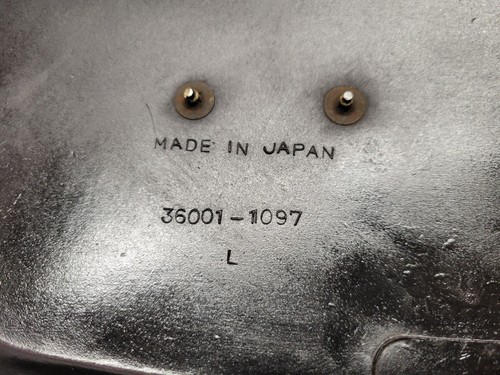 1981 Kawasaki KZ550LTD LH Side Cover Black Plastic 36001-1097 - Picture 7 of 7