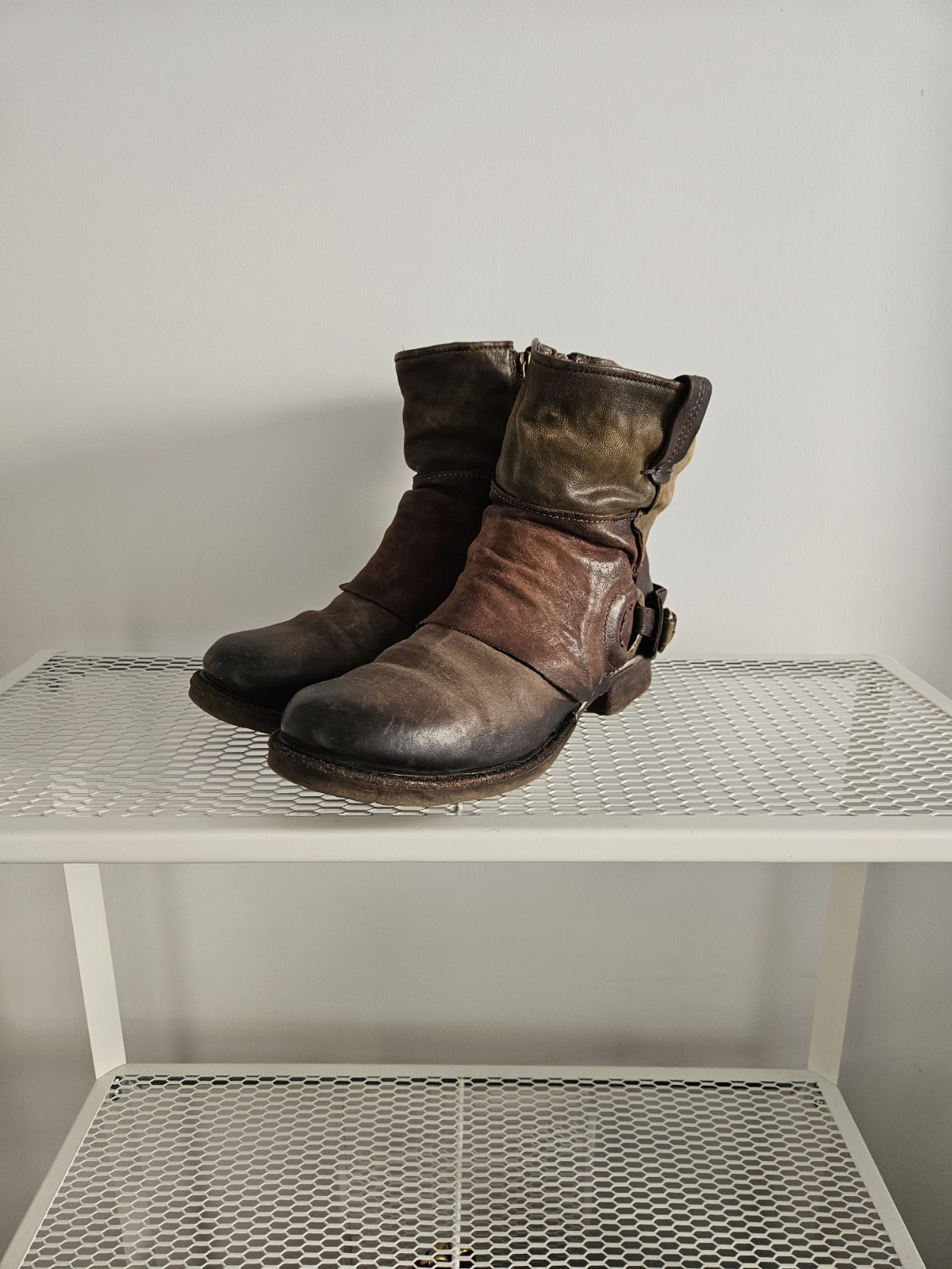 Archive AS98 brown leather patchwork side zip buc… - image 2