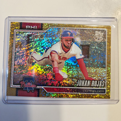 🔥Topps 2025 Series Two Johan Rojas #637 Philadelphia Phillies Gold Serial #/50