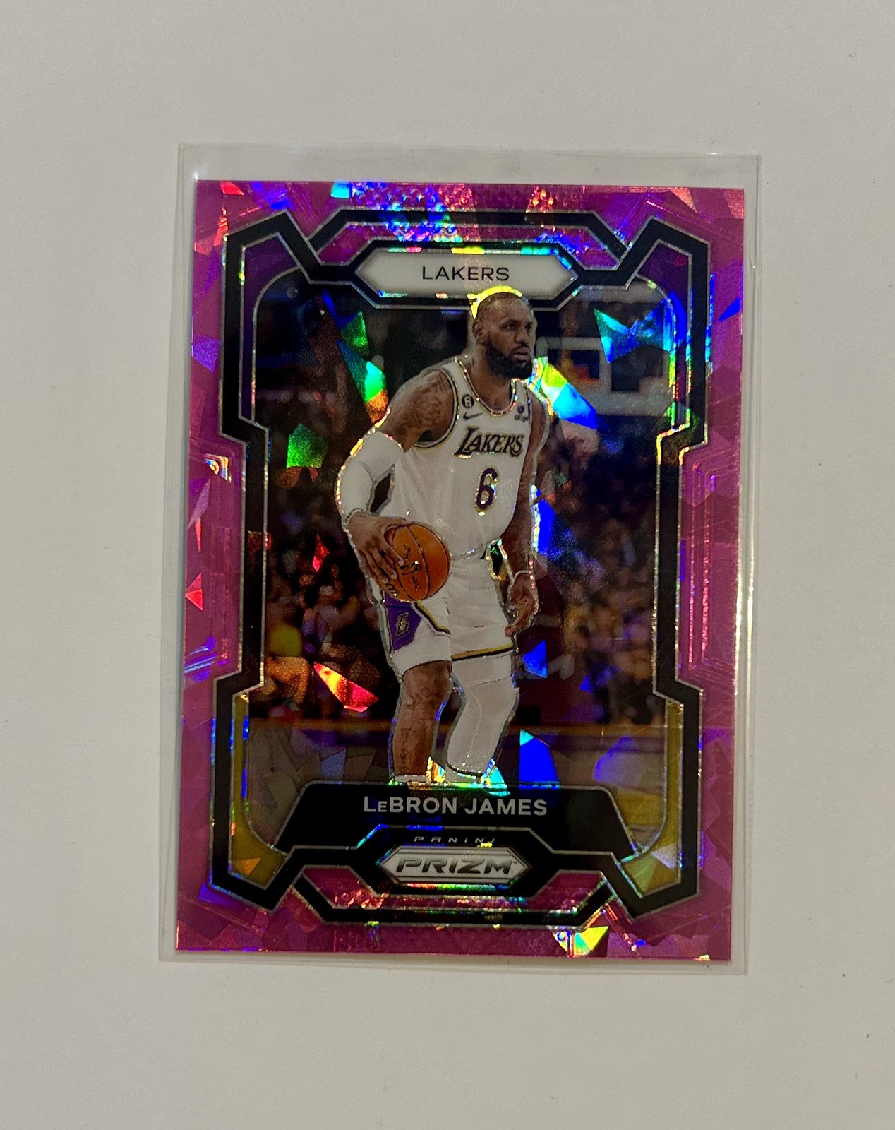 2023-24 Panini Prizm LeBRON JAMES Pink Cracked Ice Prizm SP! #63 *Lakers