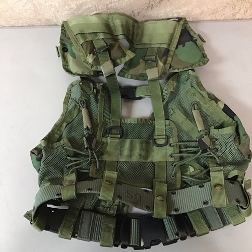 USGI Woodland Camo Tactical Load Bearing Vest. Guter Zustand - Bild 10 von 15