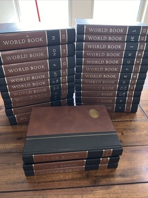 Vintage Hard Cover World Book Encyclopedia 1977 Complete 22 Vol. Set + 78-79 Yrb
