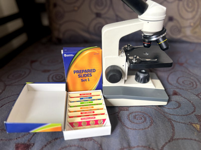 My First Lab Cordless Ultimate Microscope Model MFL-05 w/ Prepared Slides 