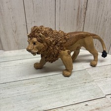 Figura de juguete animal león macho salvaje desaparecido Safari Ltd retirado