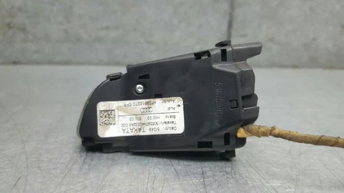 4F0951527D Lenkradkontrolle für AUDI A3 SPORTBACK (8PA) 2.0 TDI Ambition 1654977 - Bild 2 von 10