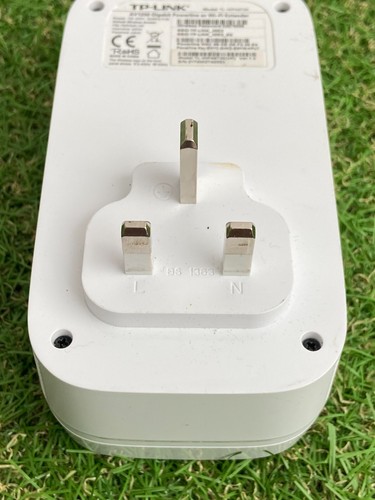 TP Link TL-WPA8730 AV1200 Gigabit 3 Port Powerline AC WiFi Extender - Bild 3 von 5