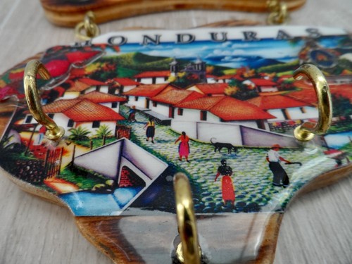 HONDURAN SOUVENIR~2 PC. HANGING WOOD 3 HOOK KEY HOLDER~4 LEMPIRAS~COLORFUL - Picture 15 of 21