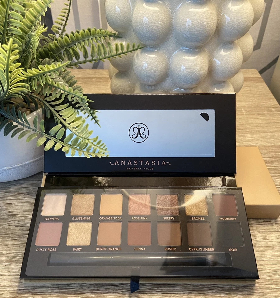 Anastasia Beverly Hills Soft Glam Palette Eyeshadow Palette New & Boxed RRP £46 - Image 3 of 4