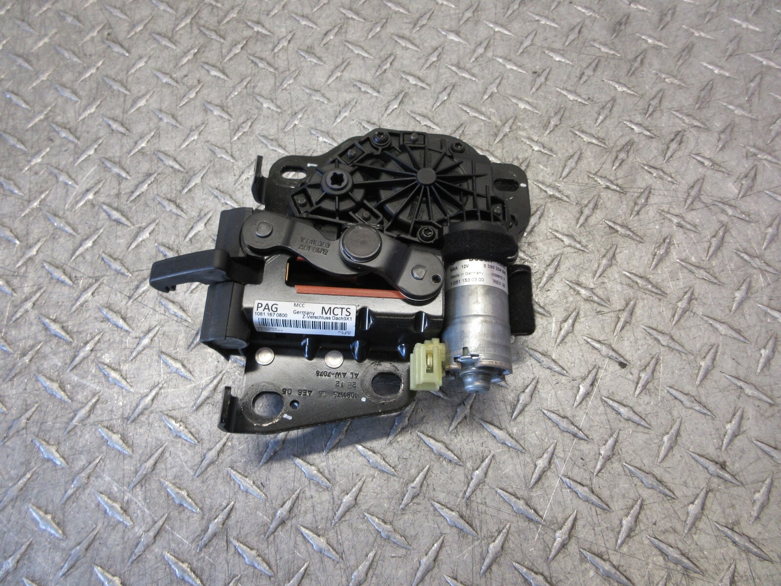 Genuine Porsche 911 718 Boxster Top Latch Motor 99156111705 for  