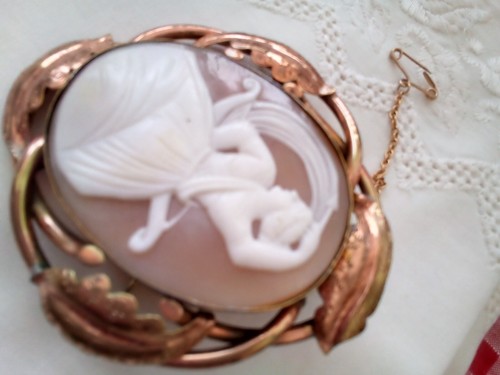 victorian cameo.. Roman Goddess Diana. 2.5 inches.. - Picture 3 of 8