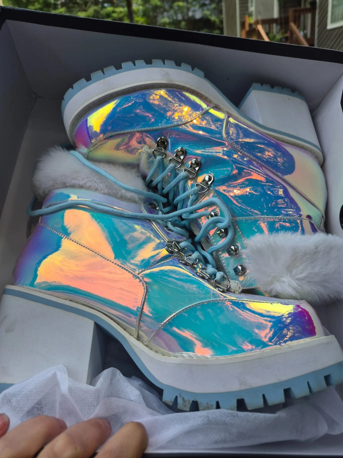 Dolls Kill Club Exx Snow Blazin Hiker Boots 10 Holographic Fur
