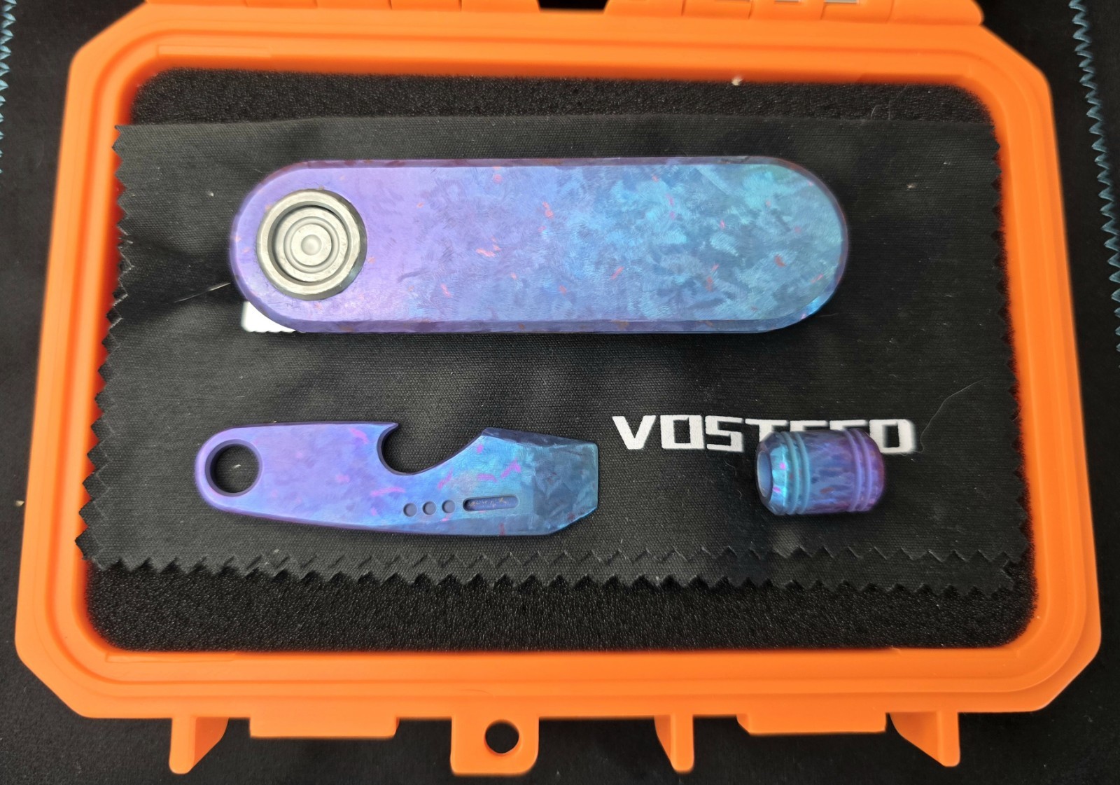 Vosteed Titanium Corgi V Full Mod 1/1 + Matching Vosteed Mini Prybar and Bead