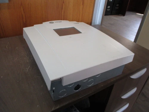 Trane Tracer Summit Building Control Unit BMTX001AAB000 Rev. 101 Used