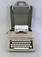Underwood 319 Typewriter Refurbished Cleaned + New Ribbon From 1970 thumbnail