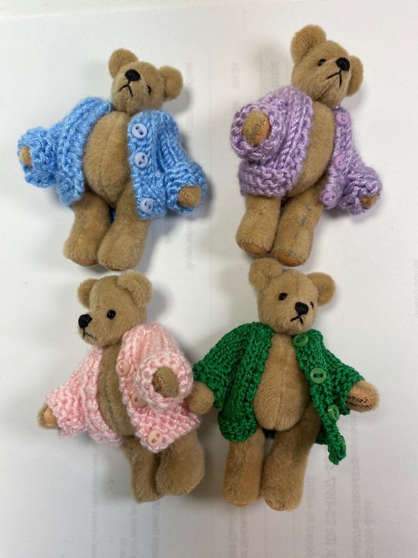 World of Miniature Bears  By Theresa Yang #Bear-LOT-C  2.5" Bear