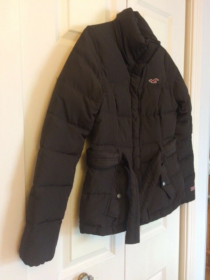 Chaqueta acolchada Hollister para mujer S marrón plumas Pit-Pit 18” longitud 25” Foto 4 de 4