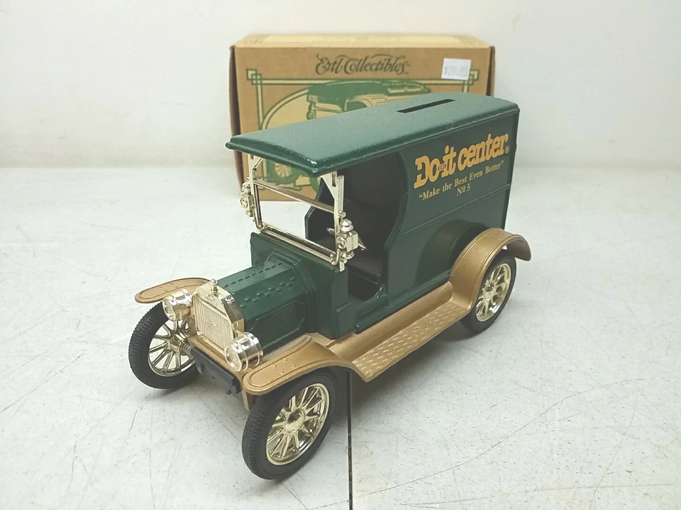 Ertl 1912 Ford Model T Open Front Panel Side Truck HWI Do It Center Bank No F452 - Image 3 of 4