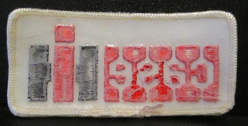 Case IH International CIH Marca Logo Distribuidor Uniforme Sombrero Gorra Parche Bordado Foto 2 de 2