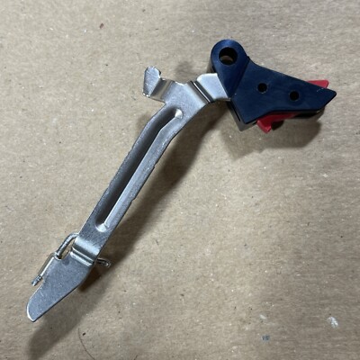 FLAT FACE CARRY TRIGGER W/ BAR FOR GEN 1-4 FOR GL0CK MOD 17, 19, 23, 26, 27, B/R