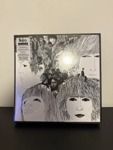 Mint Sealed THE BEATLES Revolver Super Deluxe Vinyl Box Set 4LPs + 7" + Book
