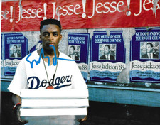 * SPIKE LEE * signed 8x10 photo * DO THE RIGHT THING * COA *