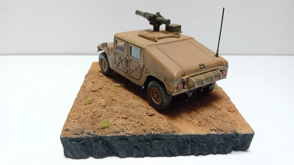 Italeri M998 Hummer Humvee Scala 1/35 Costruito - Immagine 4 di 4