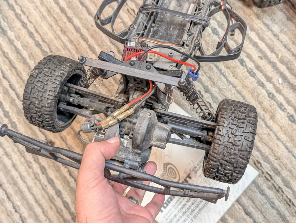 Camión ECX Torment 1/10 2x2 cepillado recorrido corto sct azul cepillado Foto 3 de 4