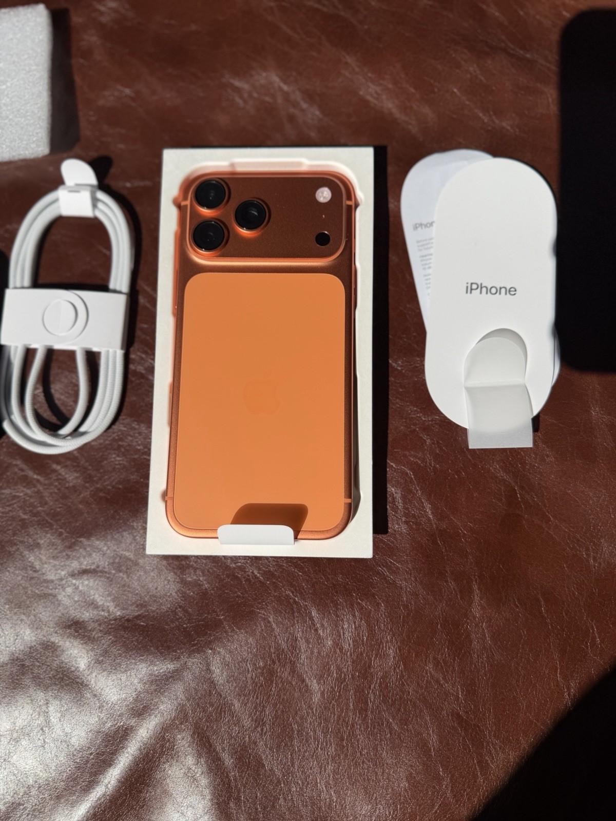 Apple iPhone 17 Pro Max 2TB Unlocked —New /Open Box 100% Battery Health 0 Cycles
